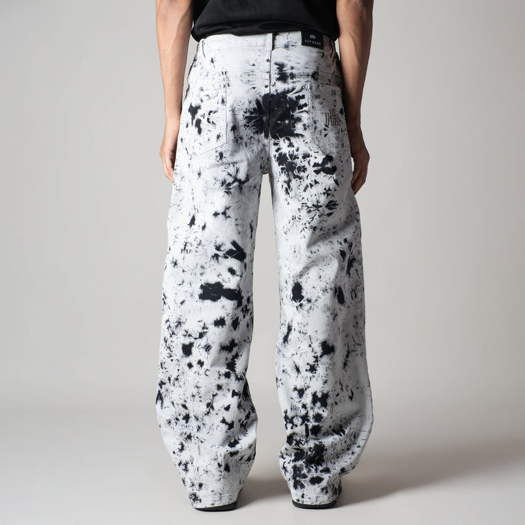 WHITE BLIZZARD WASH DENIM