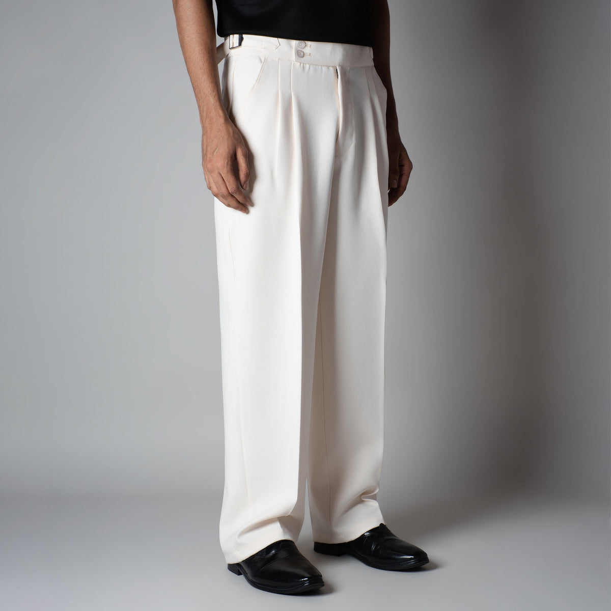 OFF-WHITE DOUBLE PLEAT STRAIGHT FIT TROUSER