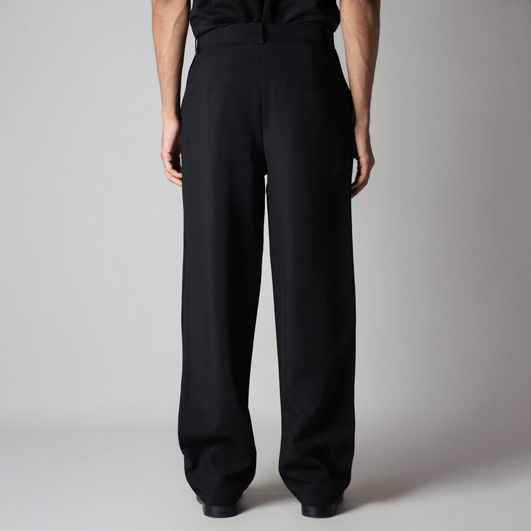 BLACK CROSS PLEAT TROUSER