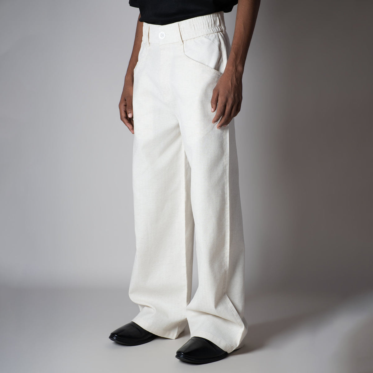 WHITE SOFTMOVE VERTICAL LINE SIGNATURE LINEN PANTS