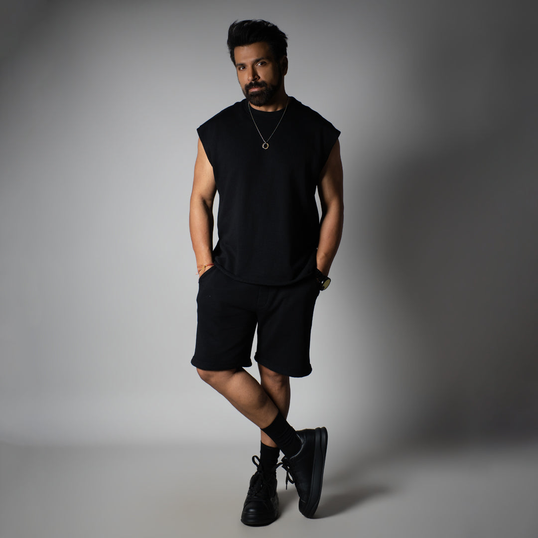 BLACK SLEEVELESS RAW EDGE TSHIRT