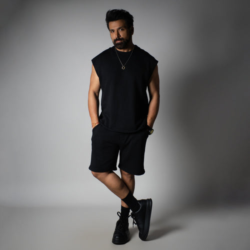 BLACK SLEEVELESS RAW EDGE TSHIRT