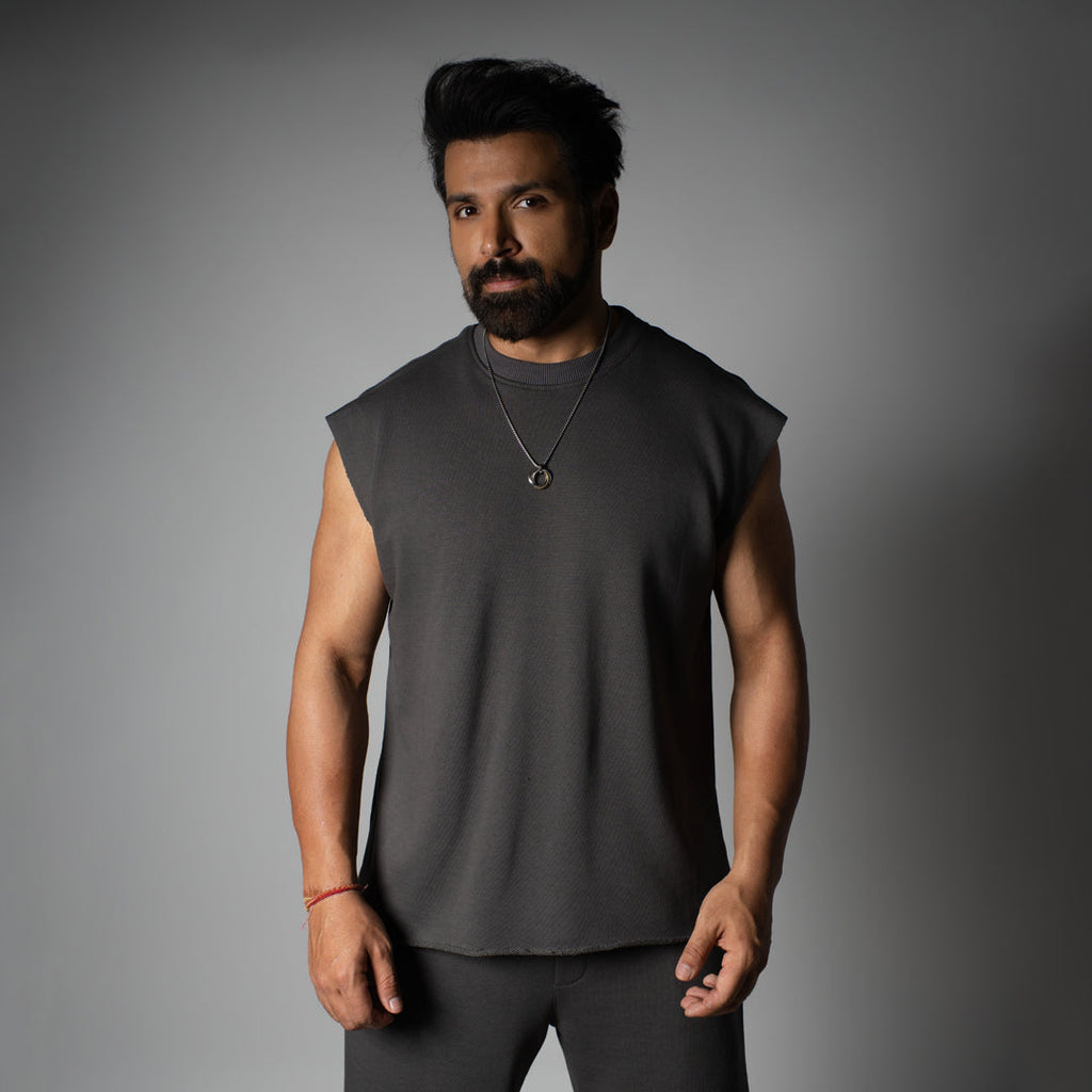 CHARCOAL SLEEVELESS RAW EDGE TSHIRT