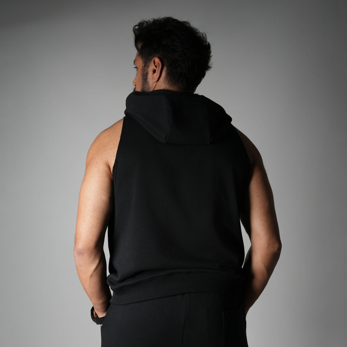 BLACK RAW EDGE SLEEVELESS HOODIE