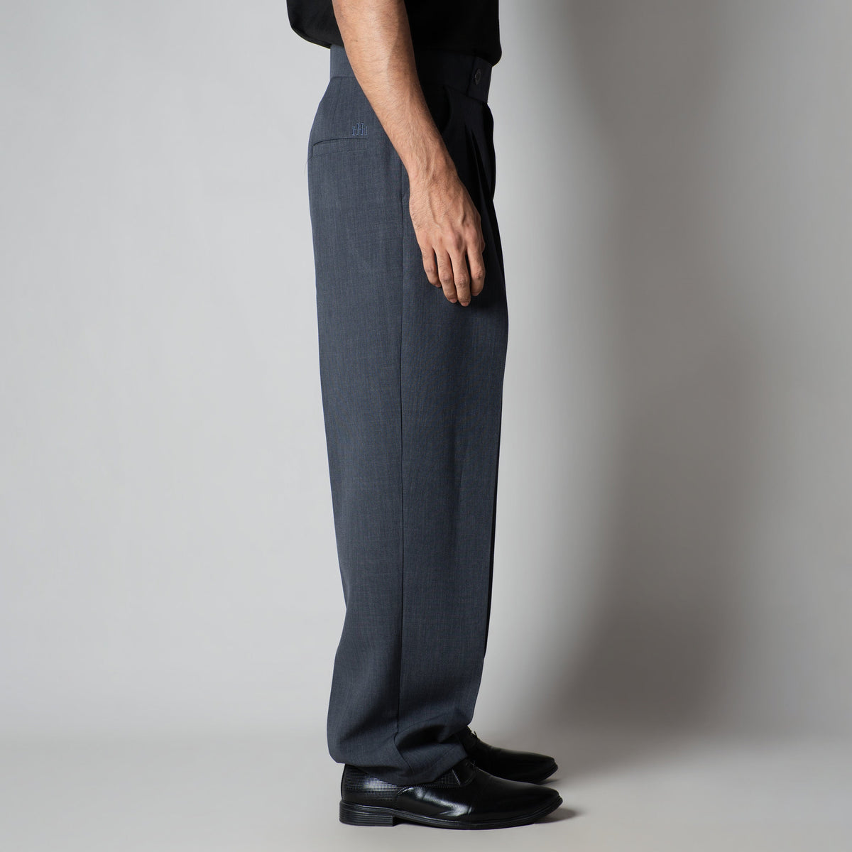 DARK GREY SINGLE BUTTON TROUSER