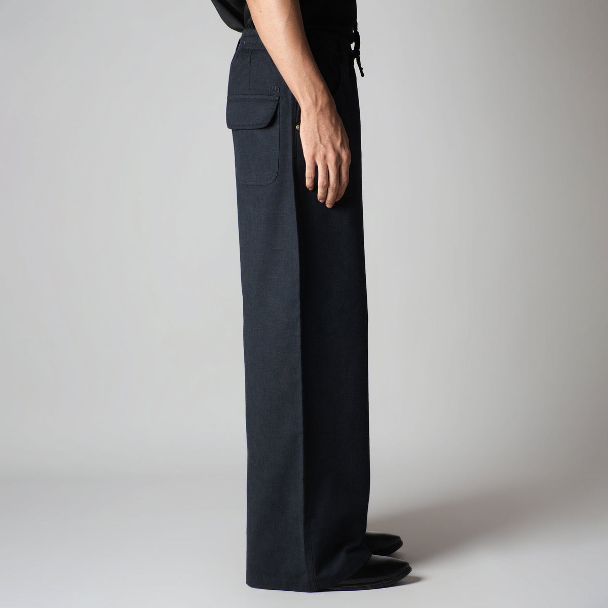 BLACK SOFTMOVE COTTON LINEN PANTS