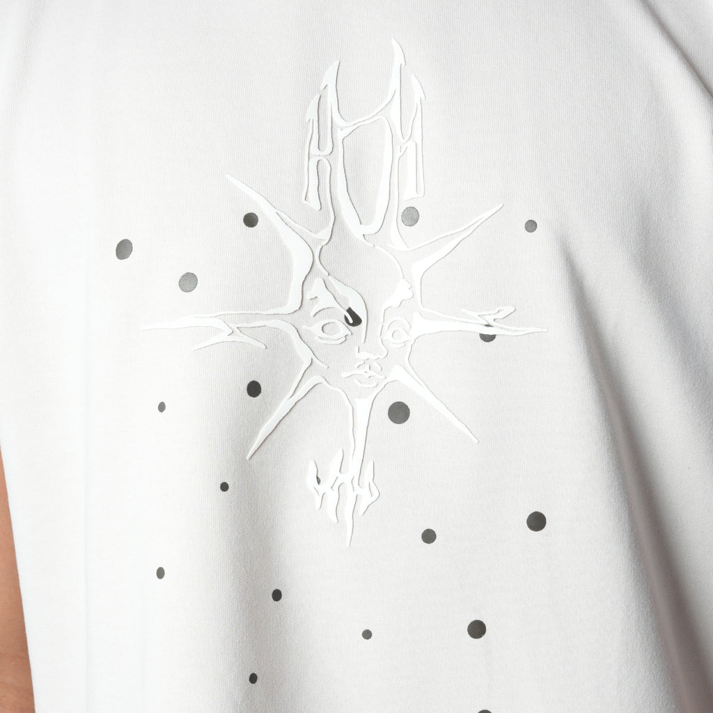 MORNING STAR IVORY SLEEVELESS GRAPHIC T-SHIRT