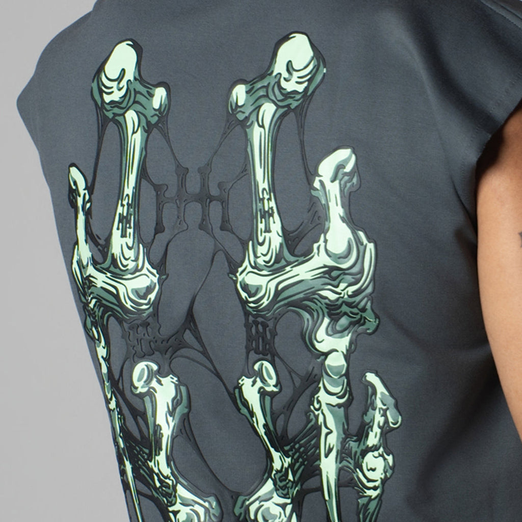 CHARCOAL BONE GRAPHIC SLEEVELESS T-SHIRT