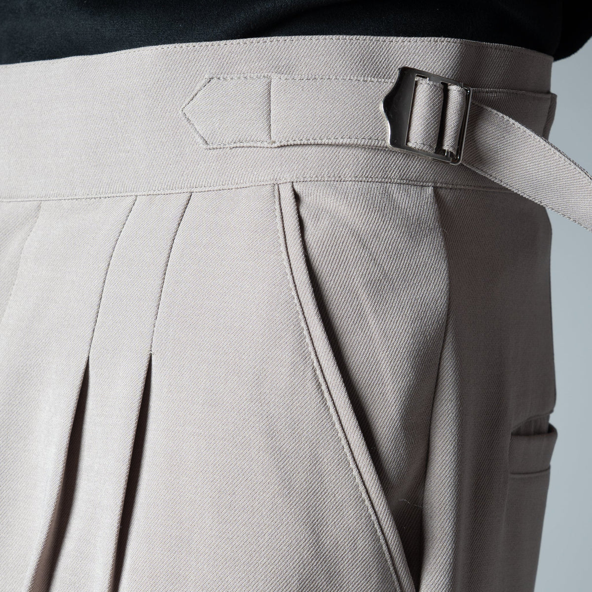 BEIGE DOUBLE PLEAT STRAIGHT FIT TROUSER
