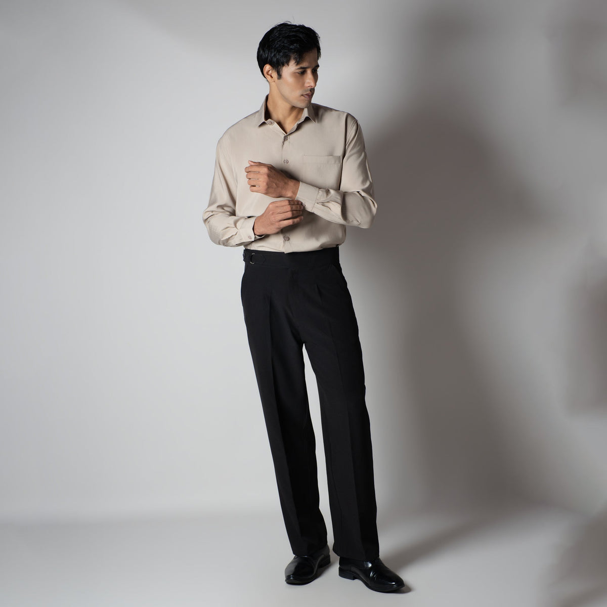 BEIGE ESSENTIAL SUEDE LUXE SHIRT