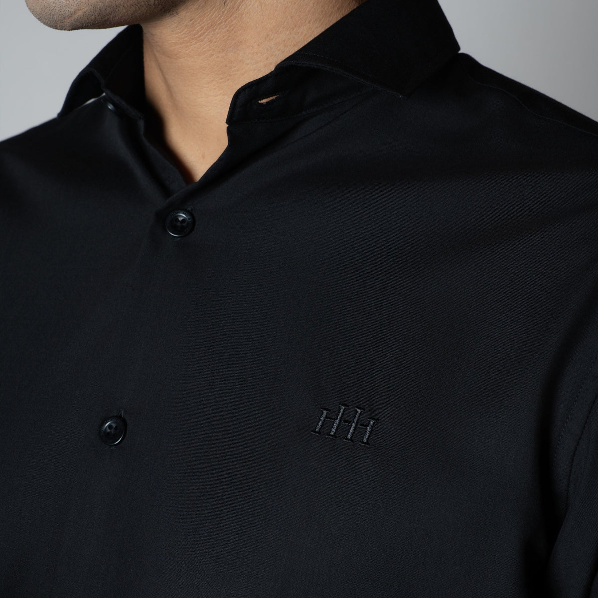 BLACK FEATHER SHIRT