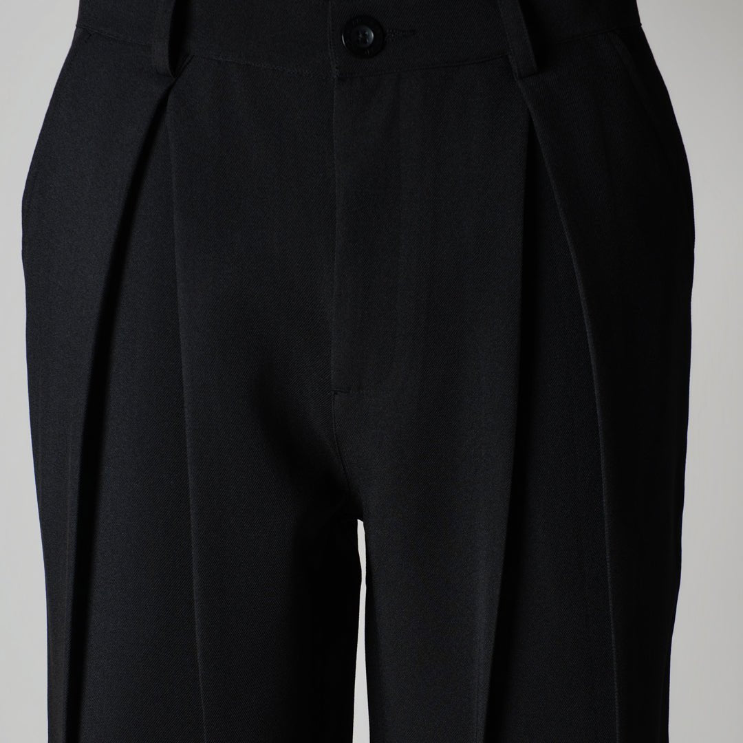 BLACK CROSS PLEAT TROUSER