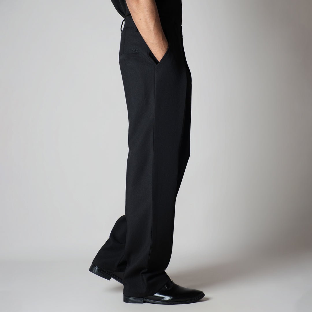 BLACK CROSS PLEAT TROUSER