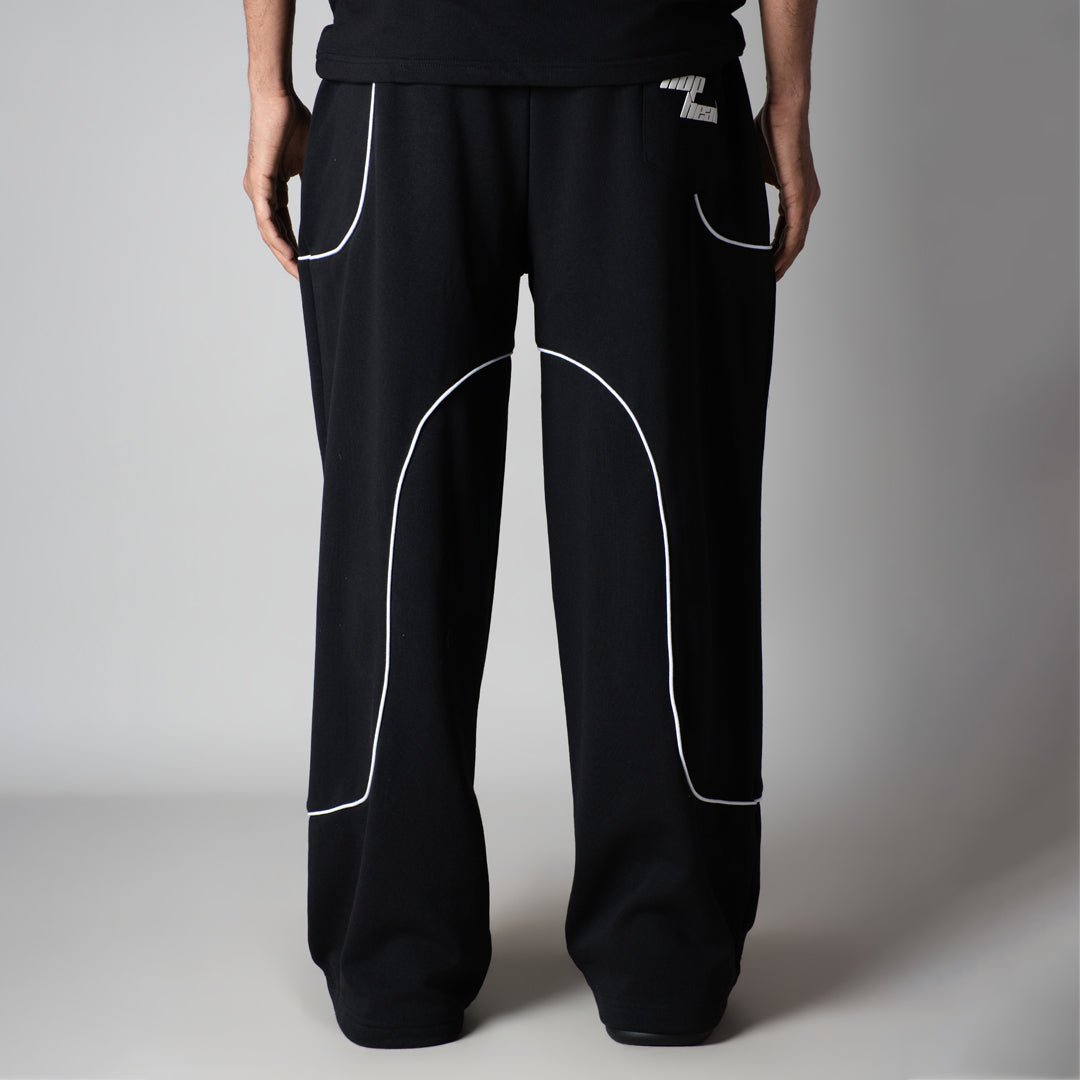BLACK DAILY RUN SWEATPANT