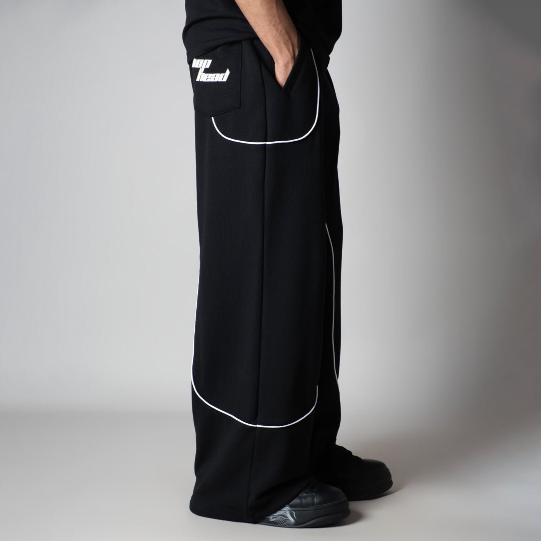 BLACK DAILY RUN SWEATPANT