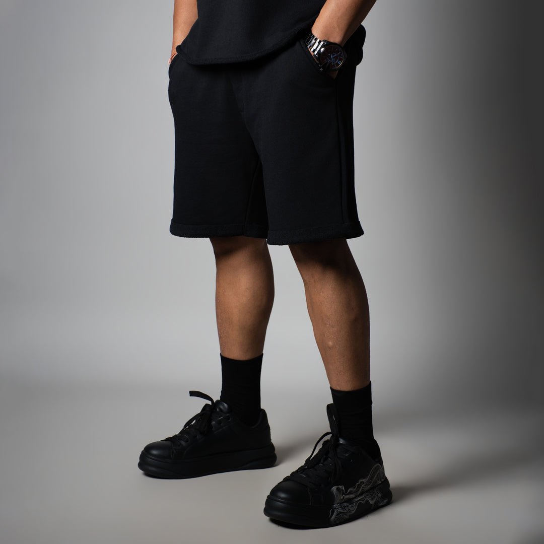 BLACK ESSENTIAL BASIC SHORT