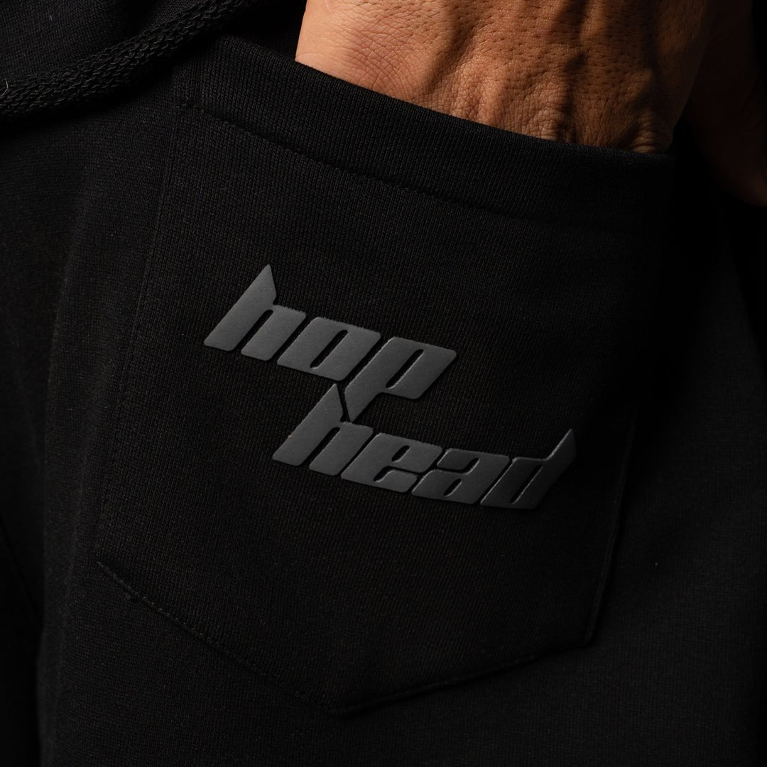 BLACK ESSENTIAL BASIC SHORT