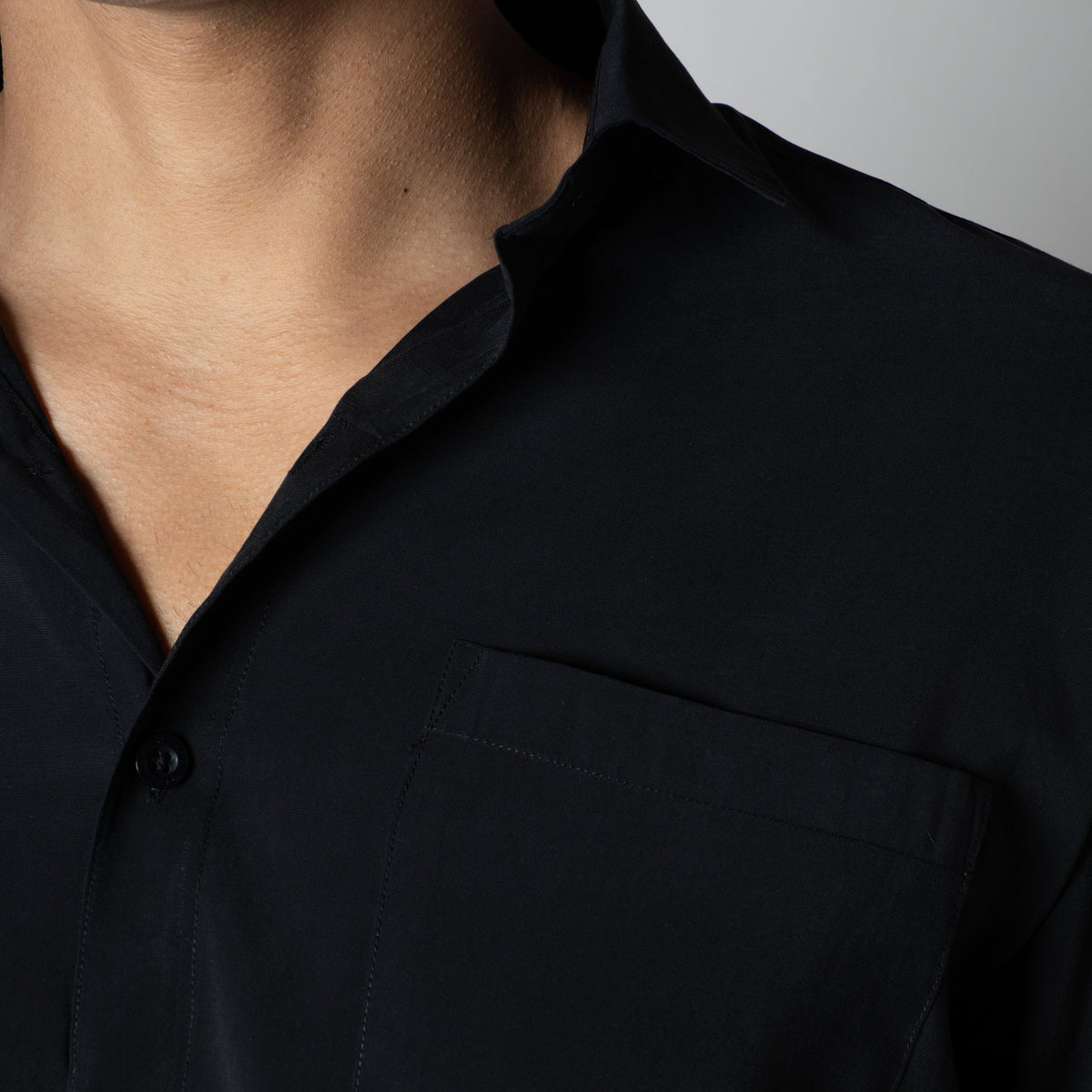 BLACK ESSENTIAL SUEDE LUXE SHIRT