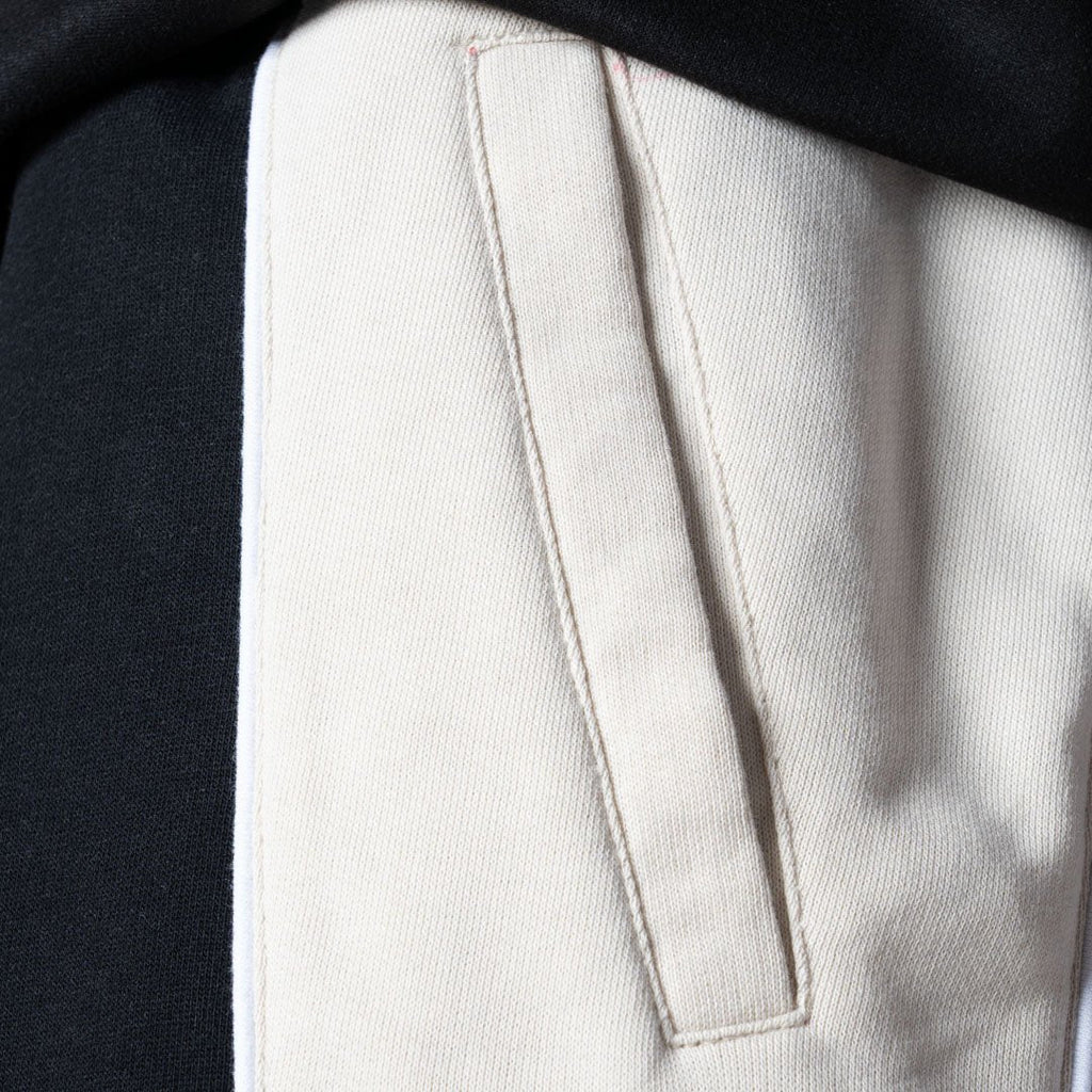 BLACK HALF CIRCLE SWEATPANT