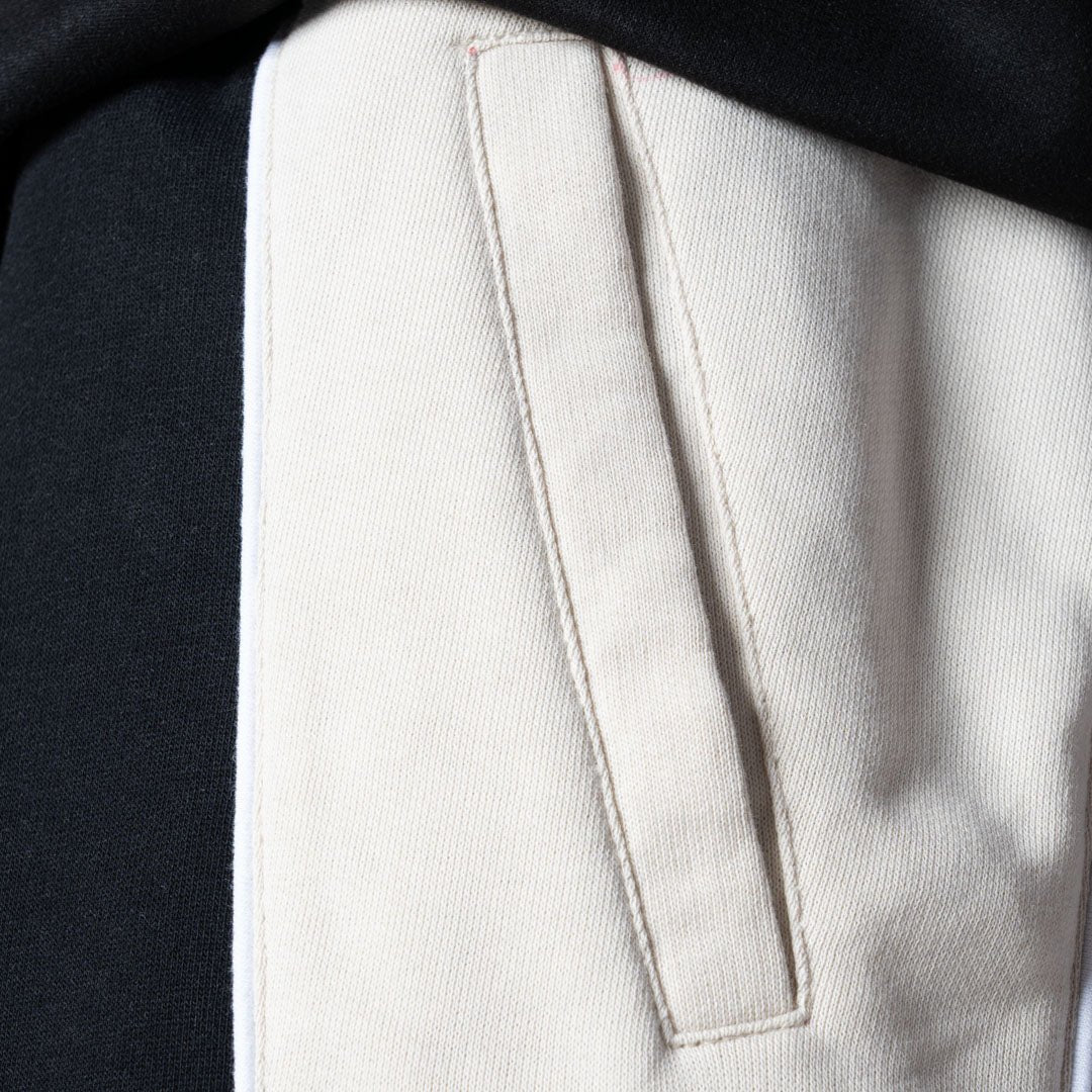BLACK HALF CIRCLE SWEATPANT