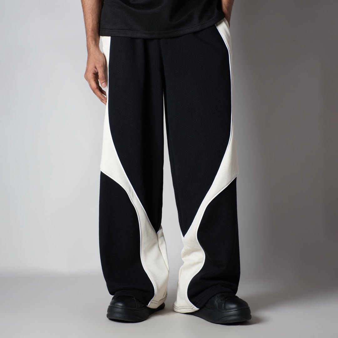 BLACK HALF CIRCLE SWEATPANT