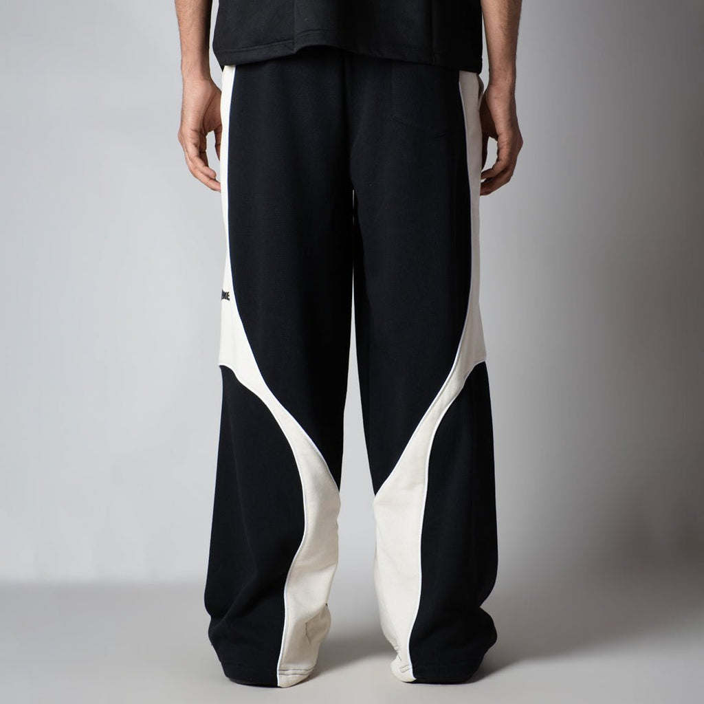 BLACK HALF CIRCLE SWEATPANT