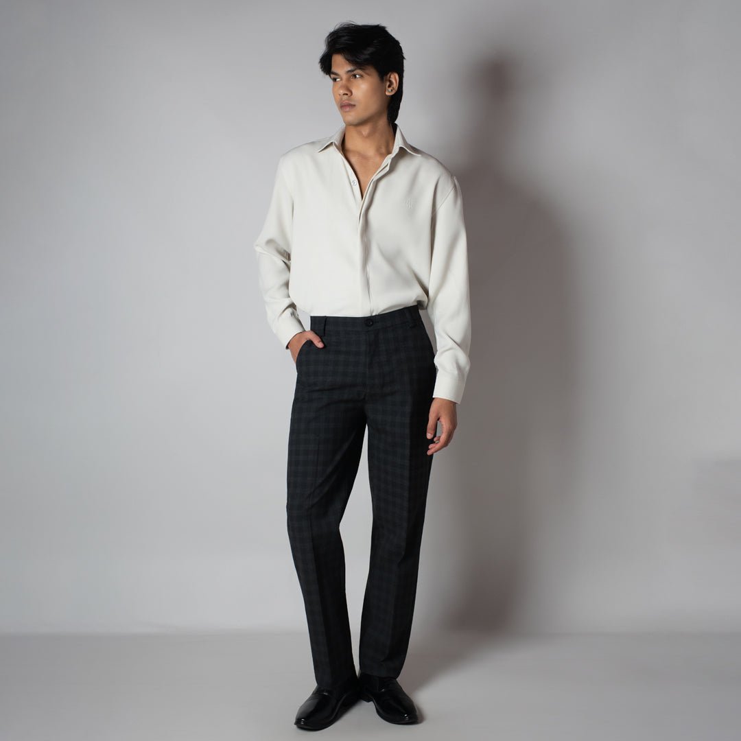 BLACK PLAID REGULAR FIT TROUSER