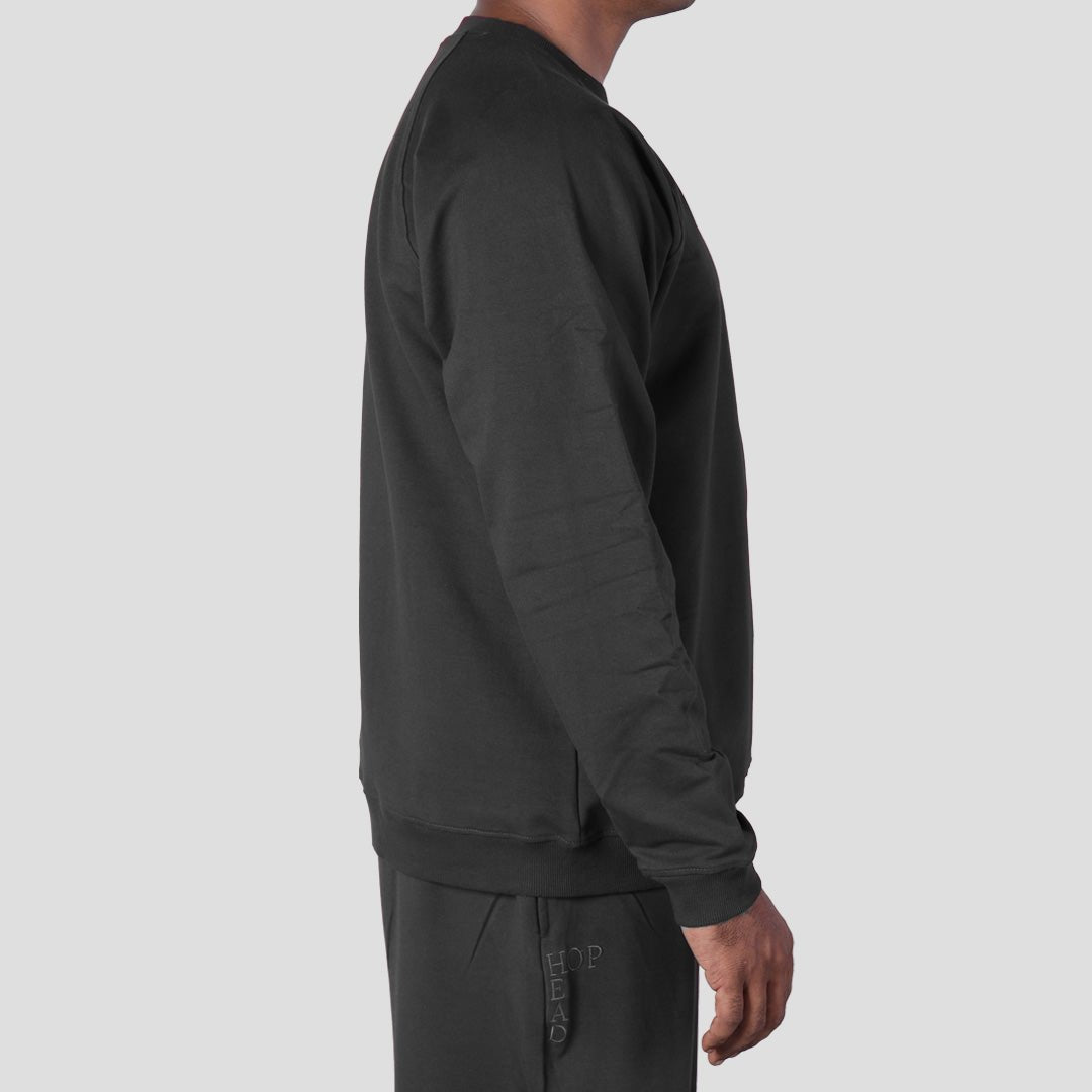 BLACK SWEATSHIRT