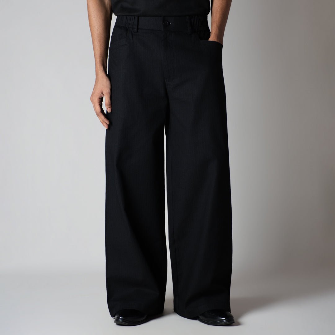 BLACK TEXTURED LINEN TRAVEL PANTS