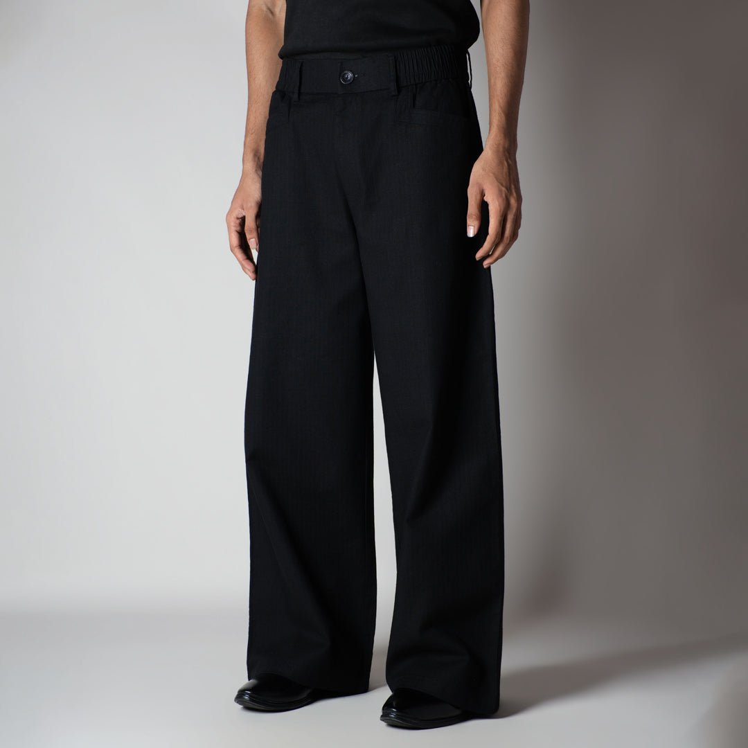 BLACK TEXTURED LINEN TRAVEL PANTS