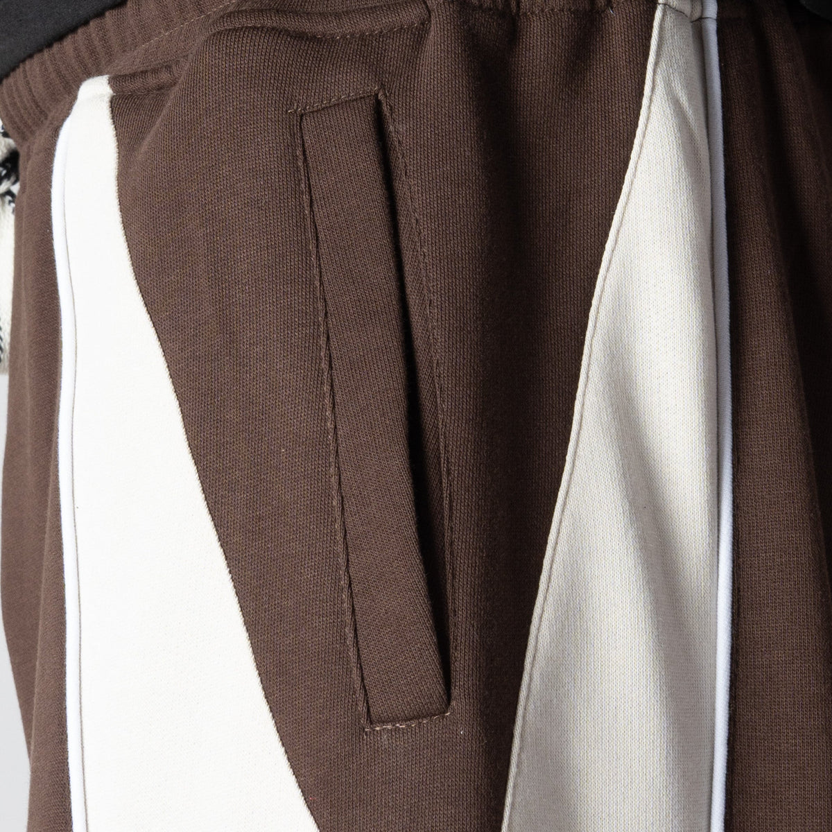 BROWN DOWNWARD ARROW SWEATPANT