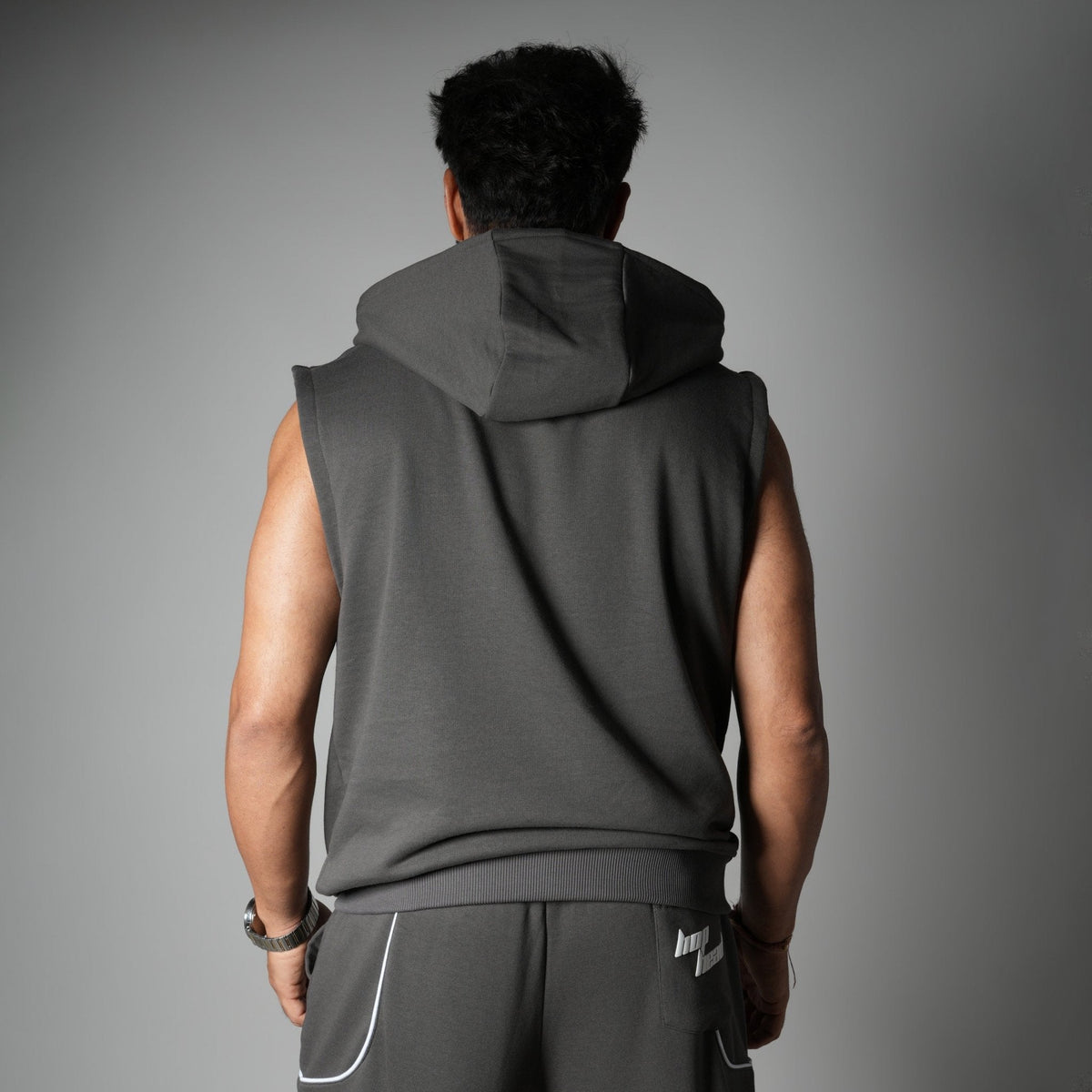 CHARCOAL AXIS SLEEVELESS HOODIE