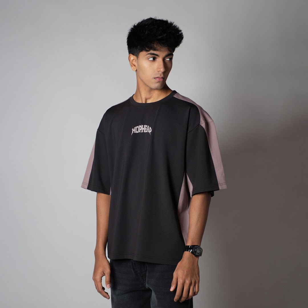 BLACK  SIDECUT T-SHIRT