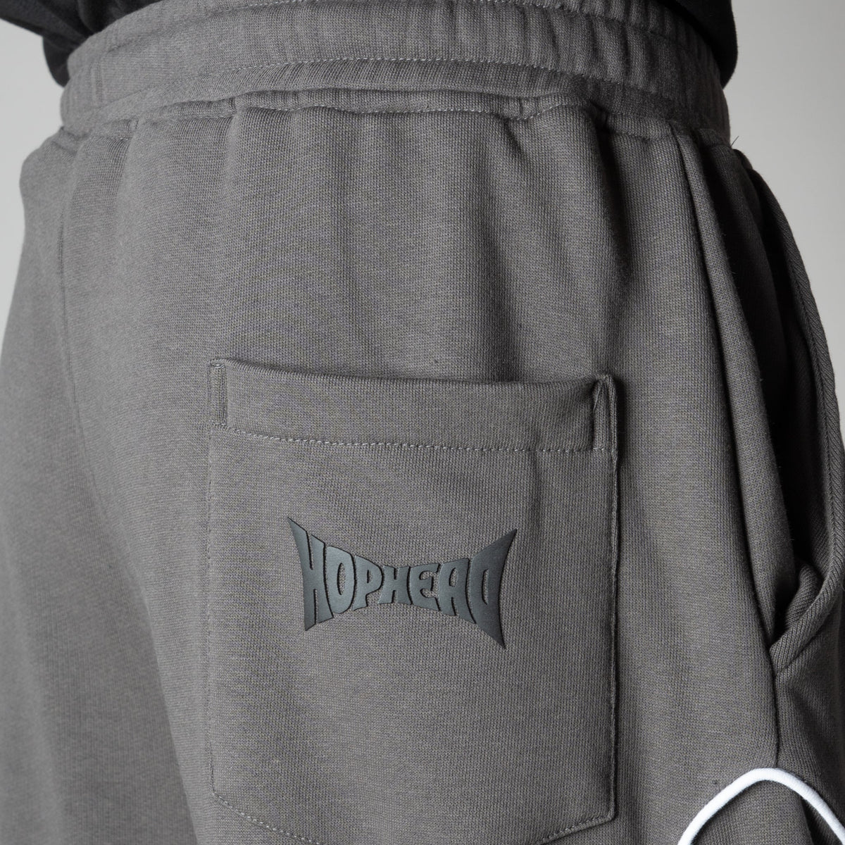 CHARCOAL WAVY EDGE SWEATPANT