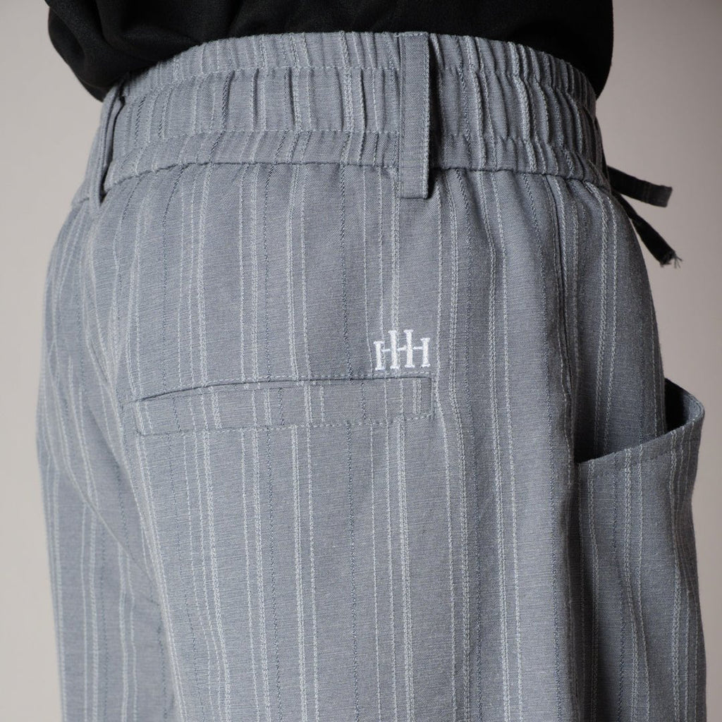 GREY PINSTRIPE WIDE PANTS