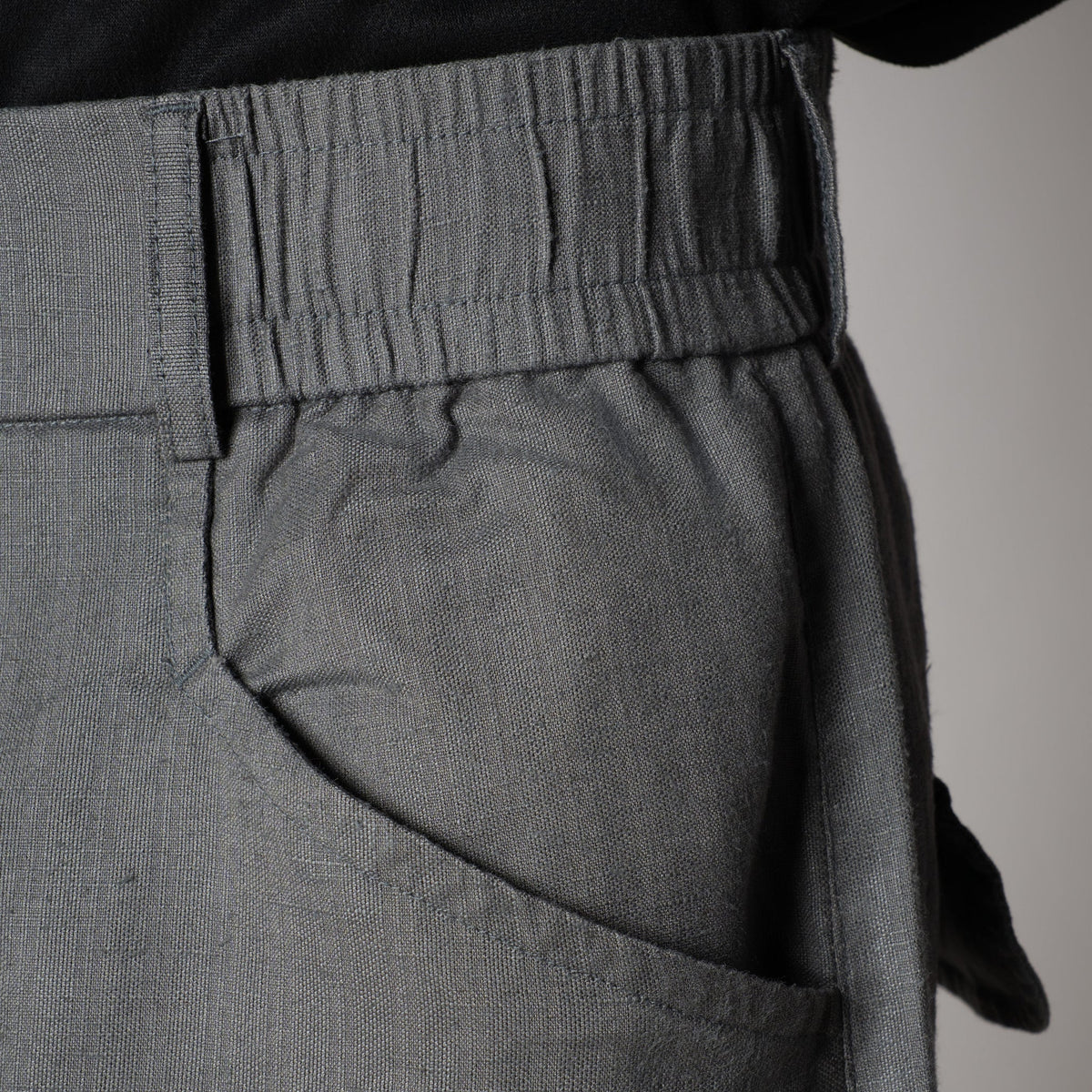 GREY SOFTMOVE VERTICAL LINE SIGNATURE LINEN  PANTS