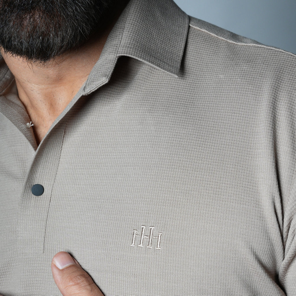 LIGHT TAUPE SEAMLESS TEXTURED POLO