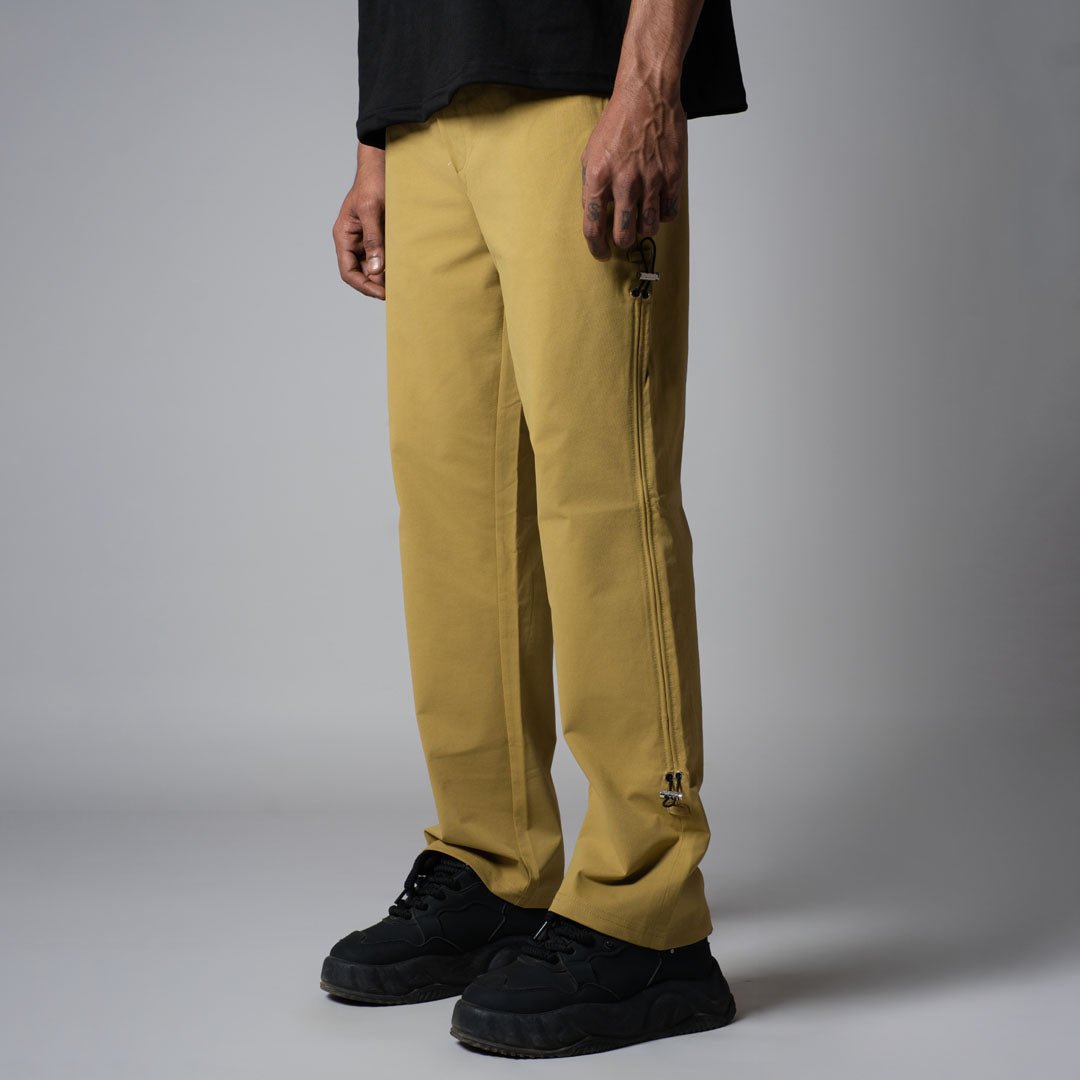 MUSTARD DRAWSTRING CARGO SWEATPANTS