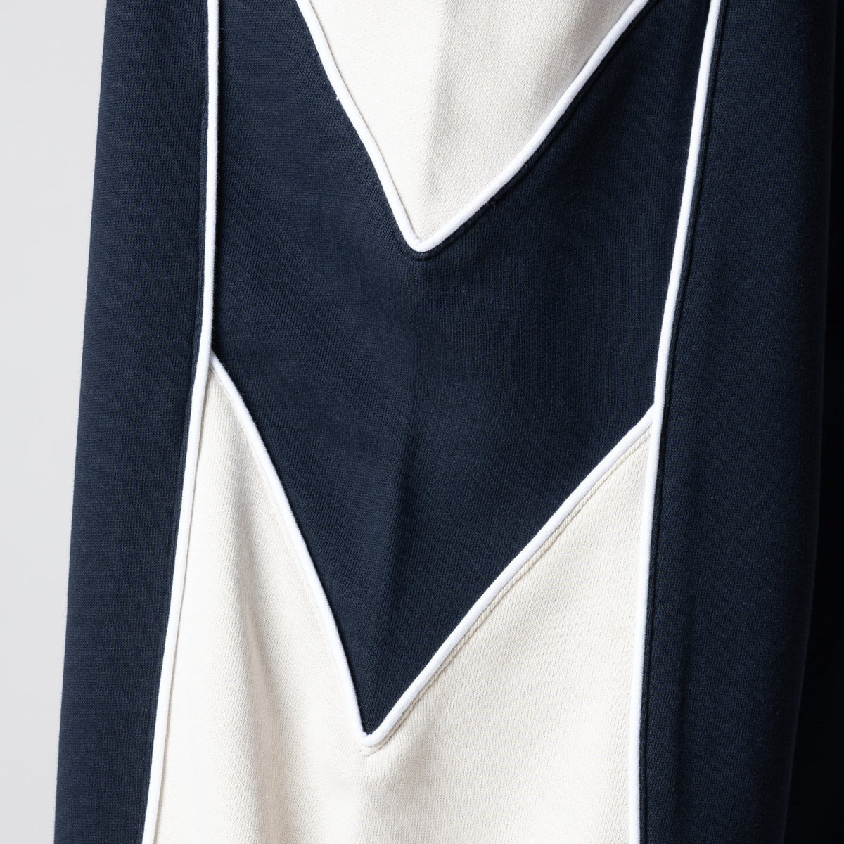 NAVY DOWNWARD ARROW SWEATPANT