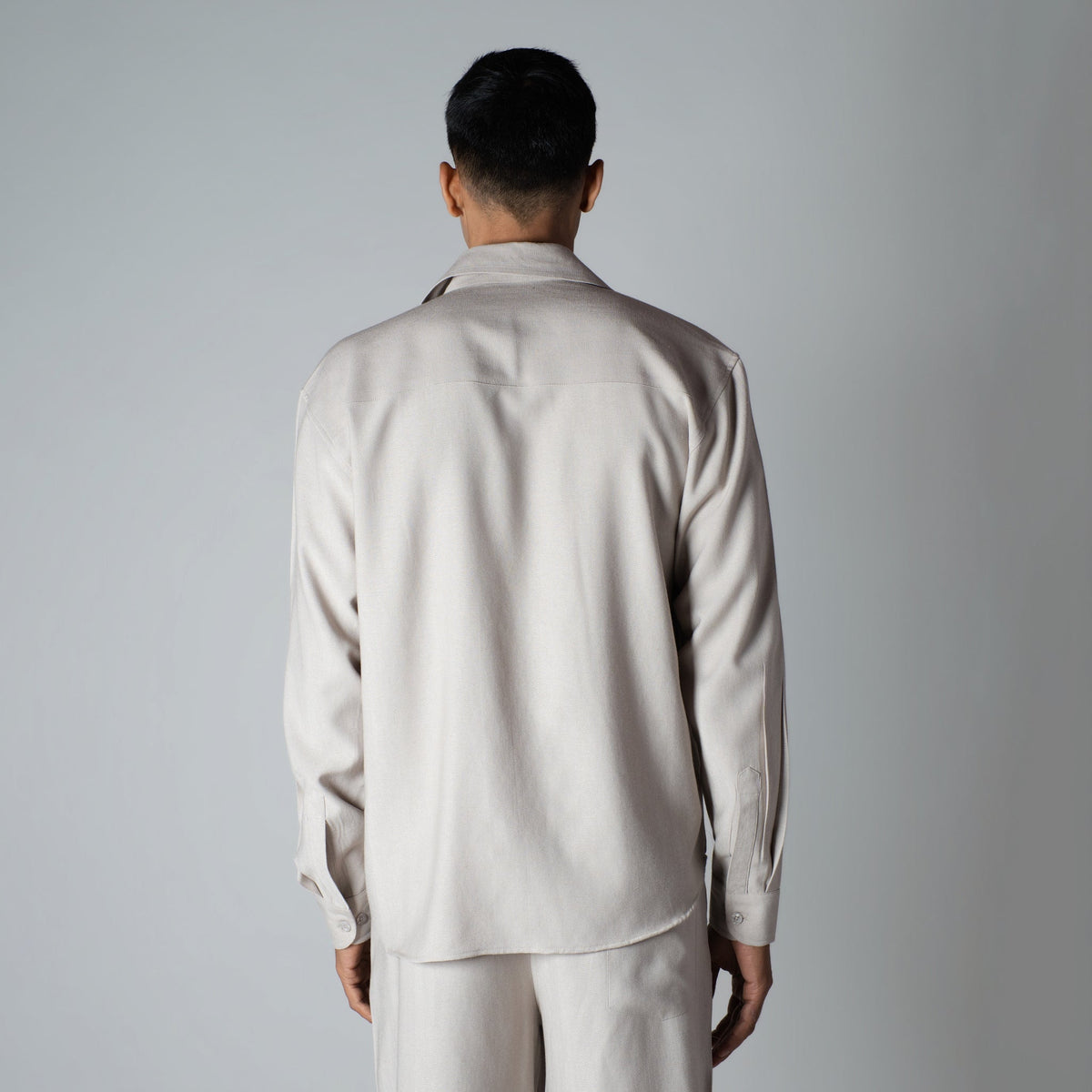 OYSTER CREAM FLOW FABRIC SHIRT