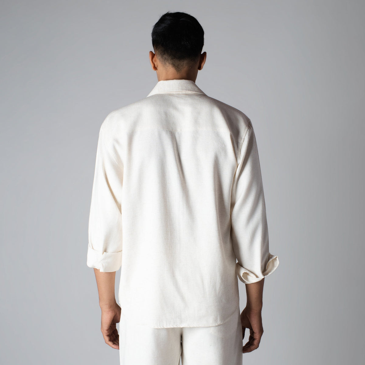 NATURAL LINEN FLOW FABRIC SHIRT