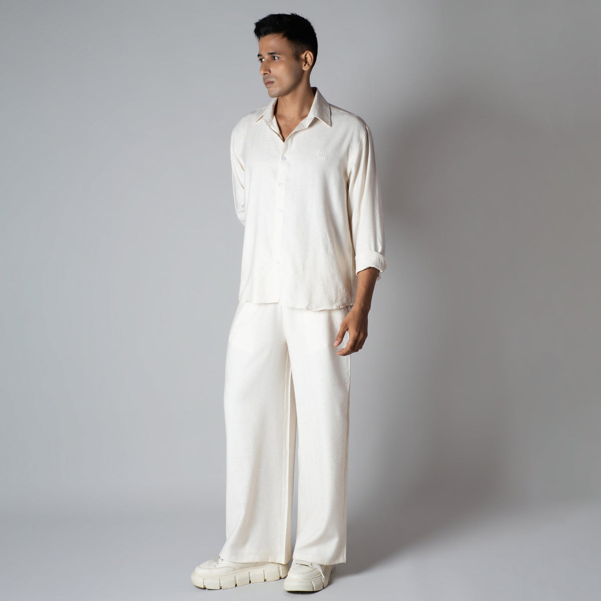 NATURAL LINEN FLOW FABRIC SHIRT