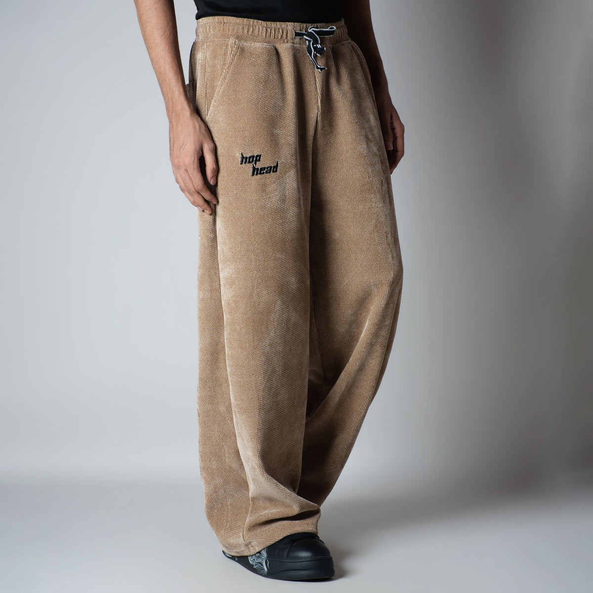 SAND STONE KNITDRIP SWEATPANTS
