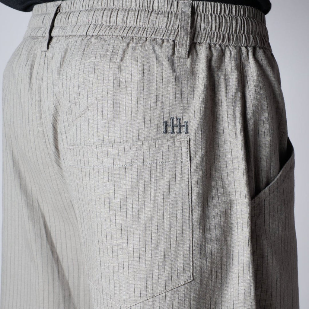 STONE GREY VERTICAL STRIPED PANT