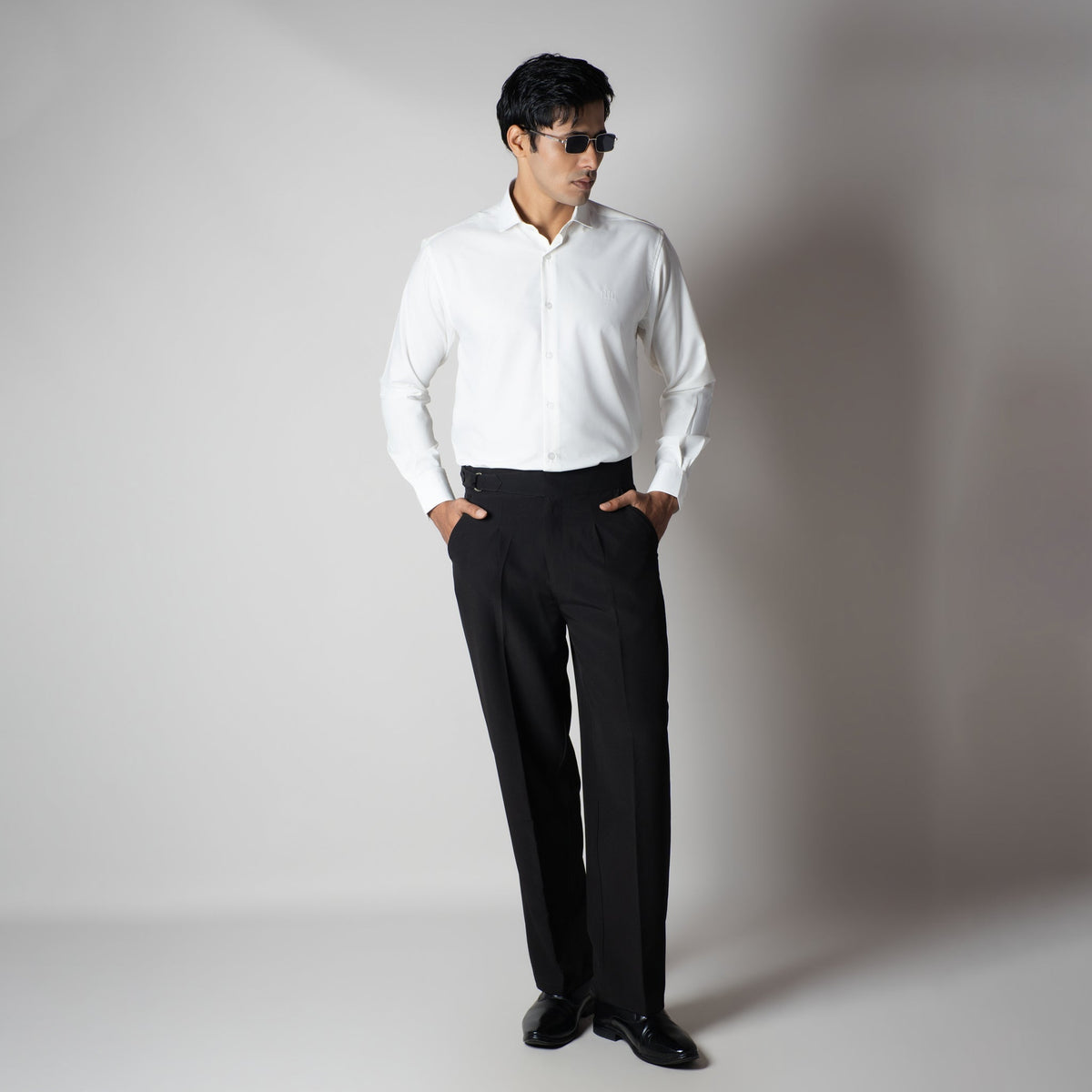 WHITE FEATHER SHIRT