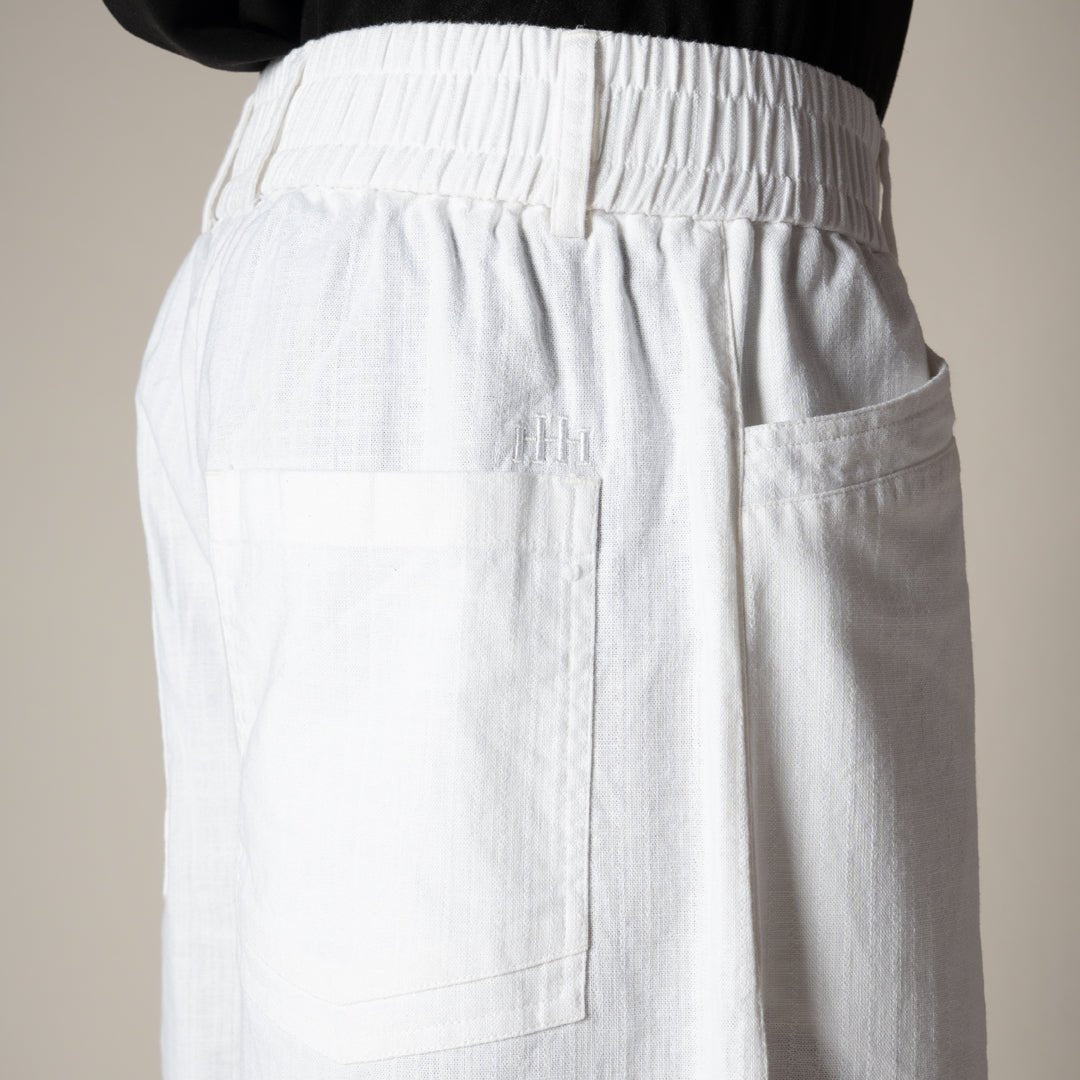 WHITE TEXTURED LINEN TRAVEL PANTS